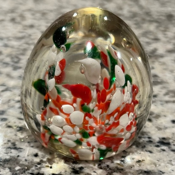 Other - Vintage Blown Glass Egg-shaped Colorful Paperweight Red White & Green ✨